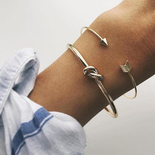 Simplicity at its best Knotted Bracelet