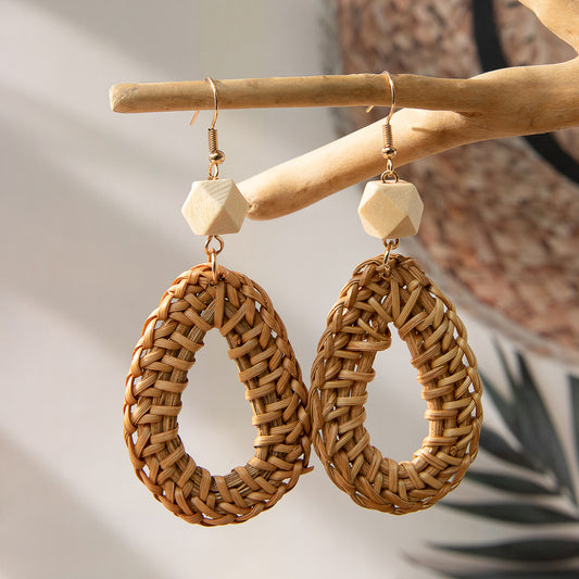 Swing me Wood Drop Earrings