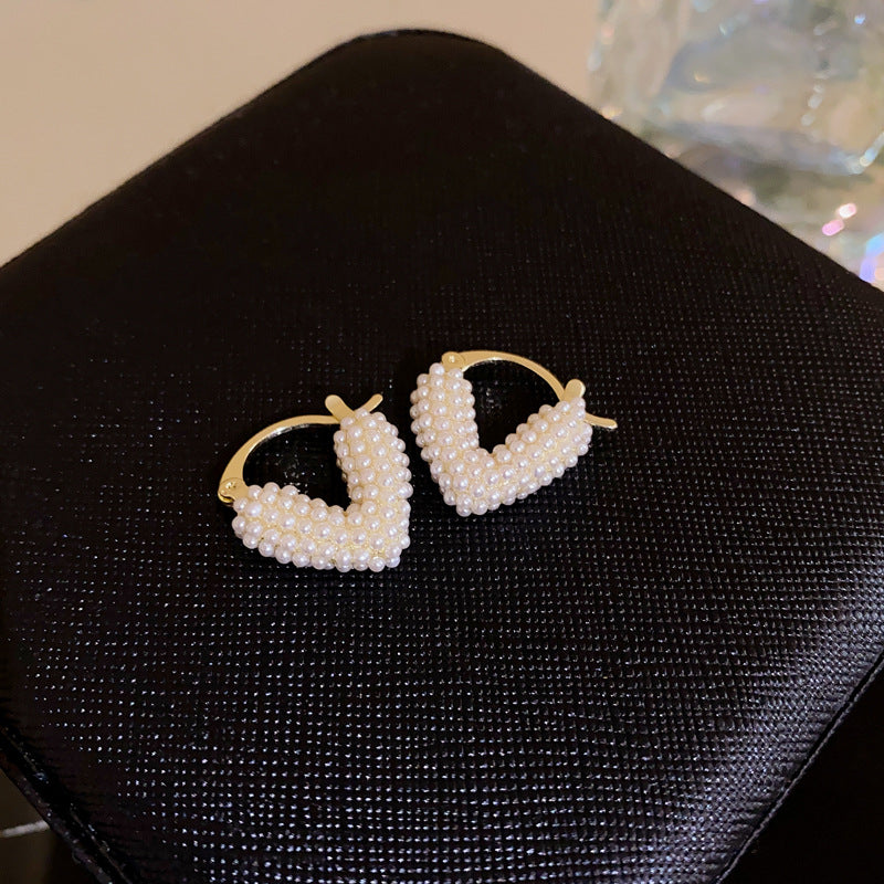 Incredible Pearl Heart Earrings