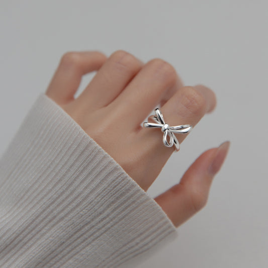 WRAP ME UP in love! Silver Bow Ring