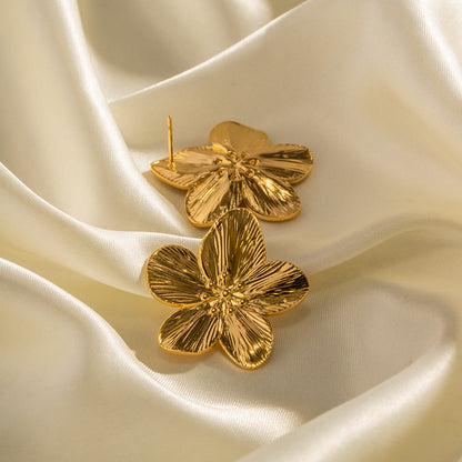 French Royal Vintage Gold Flower Stud Earrings