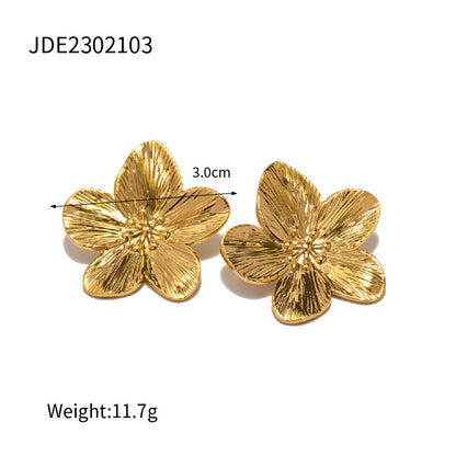 French Royal Vintage Gold Flower Stud Earrings